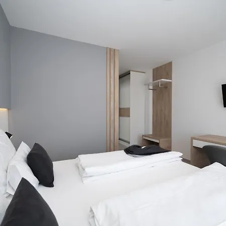 Apartment With Swimming Pool Lopar, Rab - 25837 Rab Town