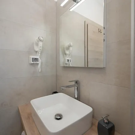 Apartment With Swimming Pool Lopar, Rab - 25837 *